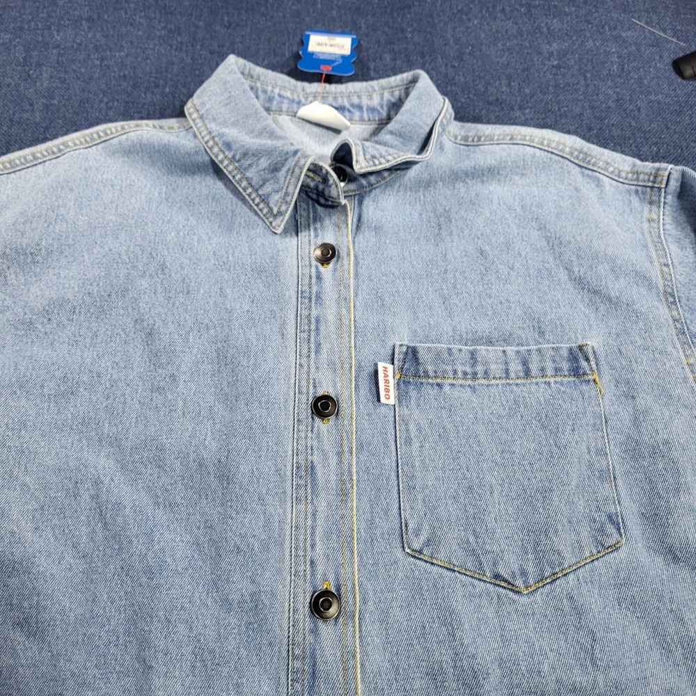 Haribo JCPenney Denim Shirt Embroidered Bear Graphic Long Sleeve Button Up Sz M - Picture 6 of 13